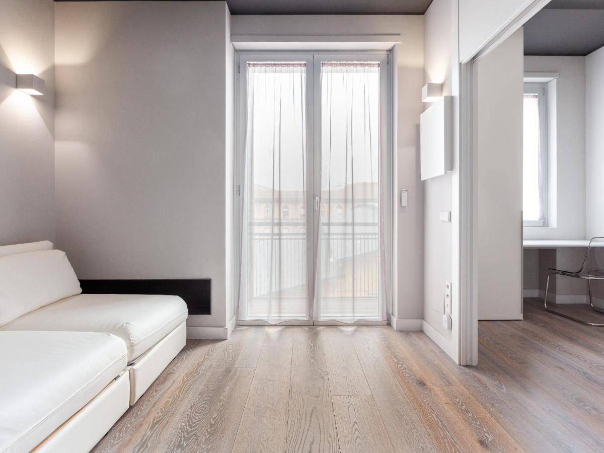 Easyhomes-City Centre Suites Milán Exterior foto